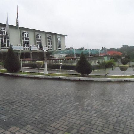 Yegoala Hotel Kumasi Kültér fotó